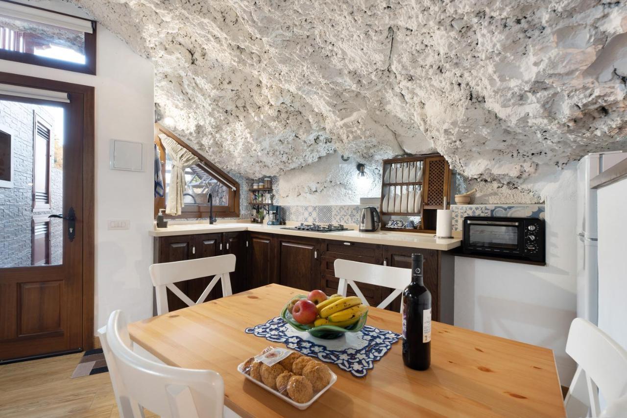 Cueva El Desvelo *